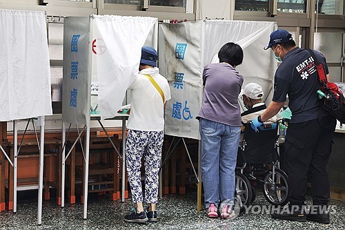 대만 ’친중’ 야당 의원 24명 파면투표 시작…정국 분수령