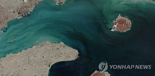 호르무즈 개방 발표에 이란 관영매체 반박…강경파 반발하나