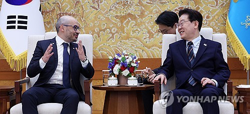 이 대통령 ″제미나이 자주 사용″…허사비스 ″한국어 현지화 노력″