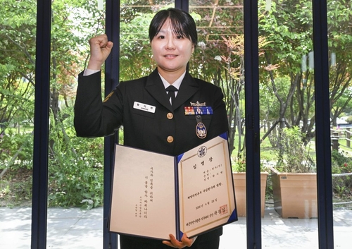 작전 현장의 황지현 주임원사