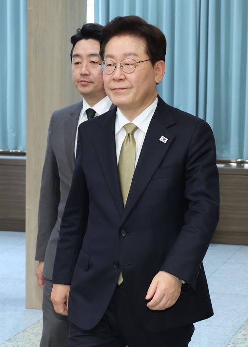 이 대통령, '농협 정상화' 주문…