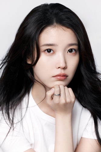 아이유 생일 맞아 '아이유애나' 이름으로 3억 원 기부