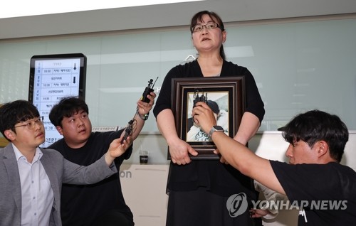 '학폭 재판 노쇼' 권경애, 유족에 6,500만원 배상 확정