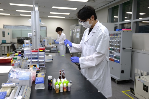 액상형 전자담배 점검…'무니코틴' 제품 3종서 니코틴 확인