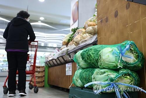 정부, 여름철 '히트플레이션' 막는다...브라질산 계란 첫 수입 - 뉴스 썸네일 이미지