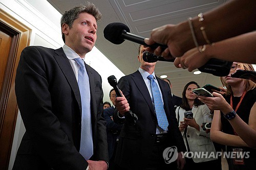 美 AI 거물들, 의회에 ′AI발 생물학무기′ 규제 촉구