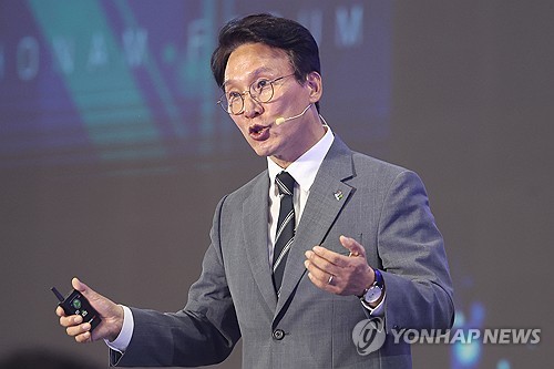 [속보] 김 총리 "당원의 바다에서 민주 황금시대"…당권도전 시사