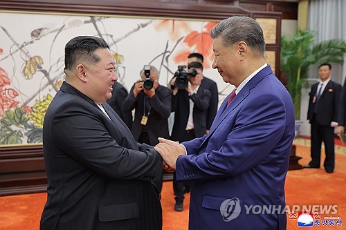 [속보] 시진핑 "북중, 외교·법집행·군대 등 교류 강화해야"