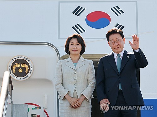 이 대통령, 벨기에로 출국…"첫 유럽 방문, 협력 지평 넓힐 것"