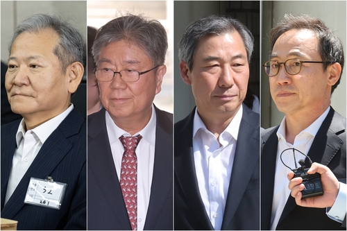 [속보] 종합특검, '관저 이전' 이상민·김대기·윤재순·김오진 기소"