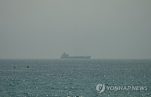 호르무즈 해협 통과 한국 선박 2척 추가