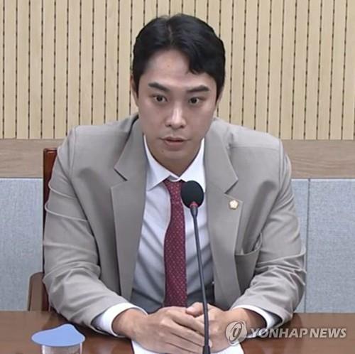 '아동 성매매 혐의' 최영중 전 청주시의원 국민의힘에서 제명