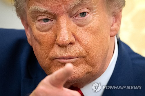 트럼프 "이란 호르무즈 공격시 발전소 폭격 경고