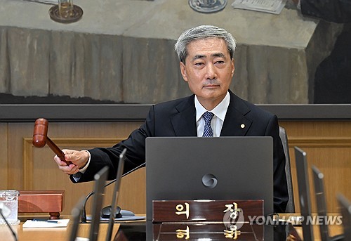 한국은행, 기준금리 3.00%로 인상…두 달 연속 긴축