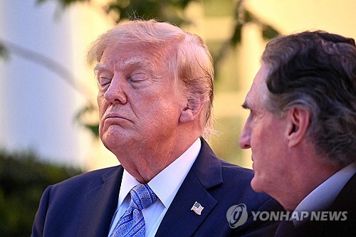 트럼프, CNN·MSNOW·폴리티코 백악관 출입 금지 조치