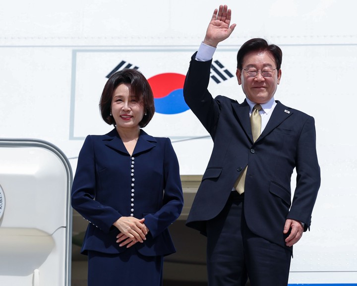 09월 27일 새벽 뉴스 브리핑: 정상외교 귀국길과 유엔 외교 현장 | 이재명 대통령, 한멕시코 협력, 아테네 건물 붕괴