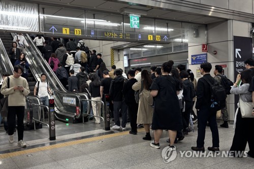 에스컬레이터·무빙워크 끼임 사고 잇따라…영유아·고령자 피해 집중