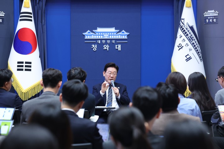 핵무기