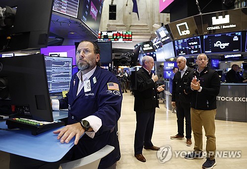 Nasdaq Closes 1.1% Higher as SpaceX Results Lift Tech Shares