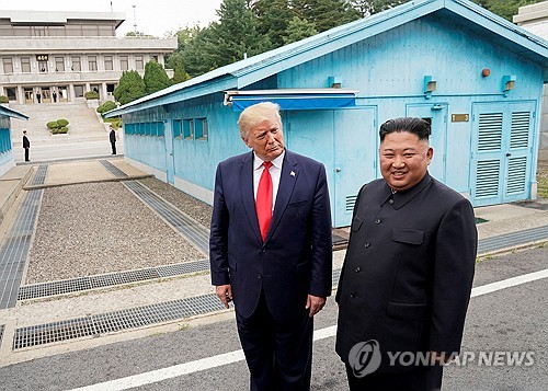 전문가들, 다음 달 APEC 계기 북미정상회담 가능성 낮게 전망