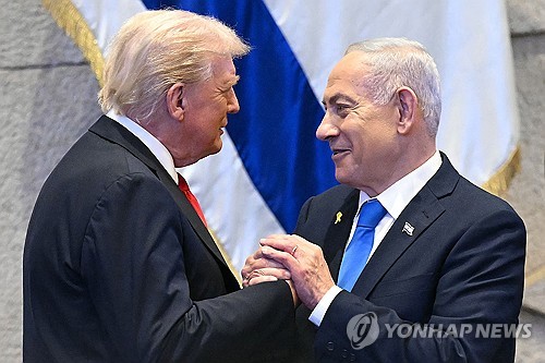 10월 27일 새벽 뉴스 브리핑: 중동 긴장과 에너지 가격, 국내 화재 사고 | 네타냐후, 미국 연료 가격, 국제유가