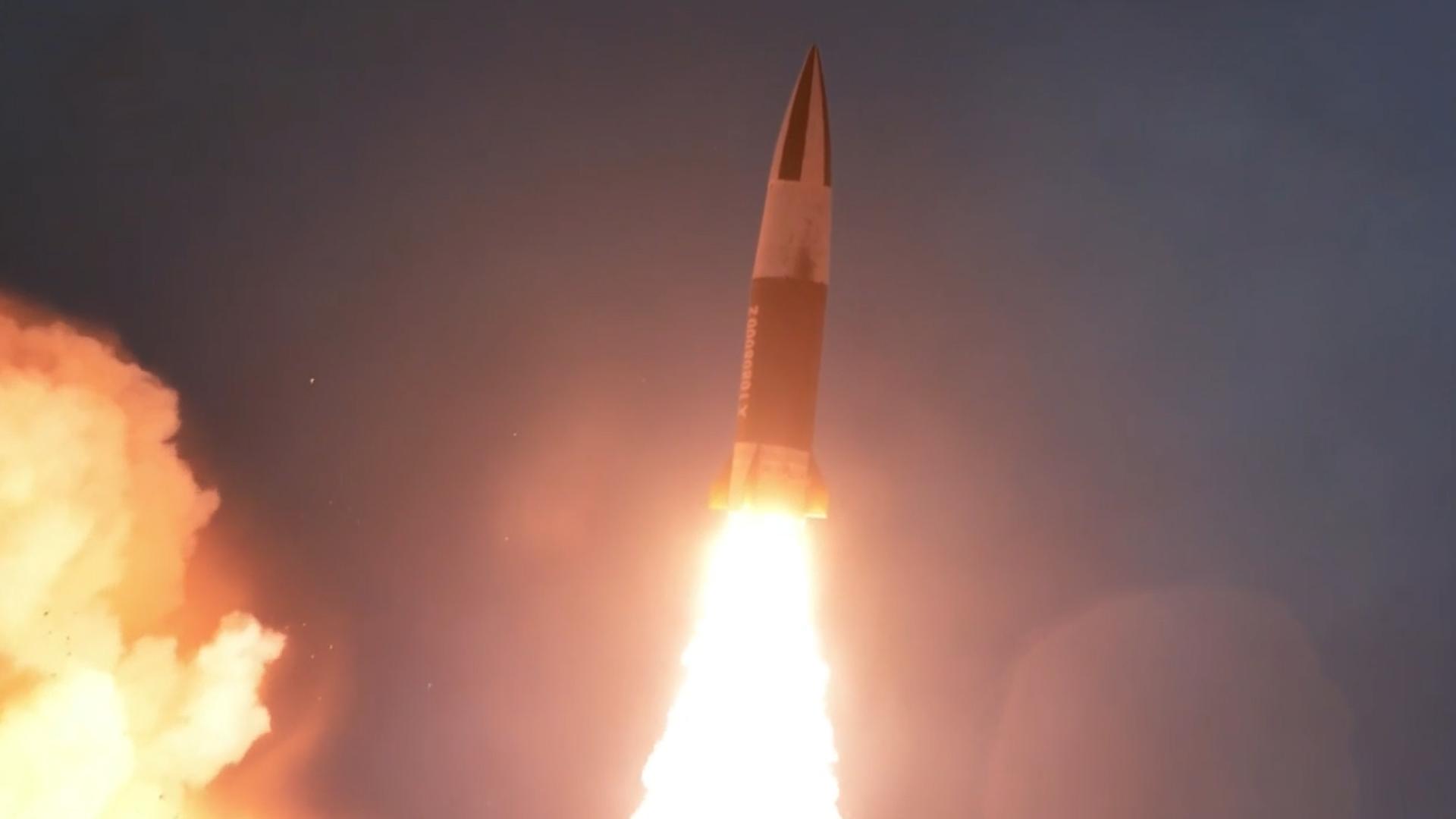 북한, 신포서 동해로 탄도미사일 여러 발 발사