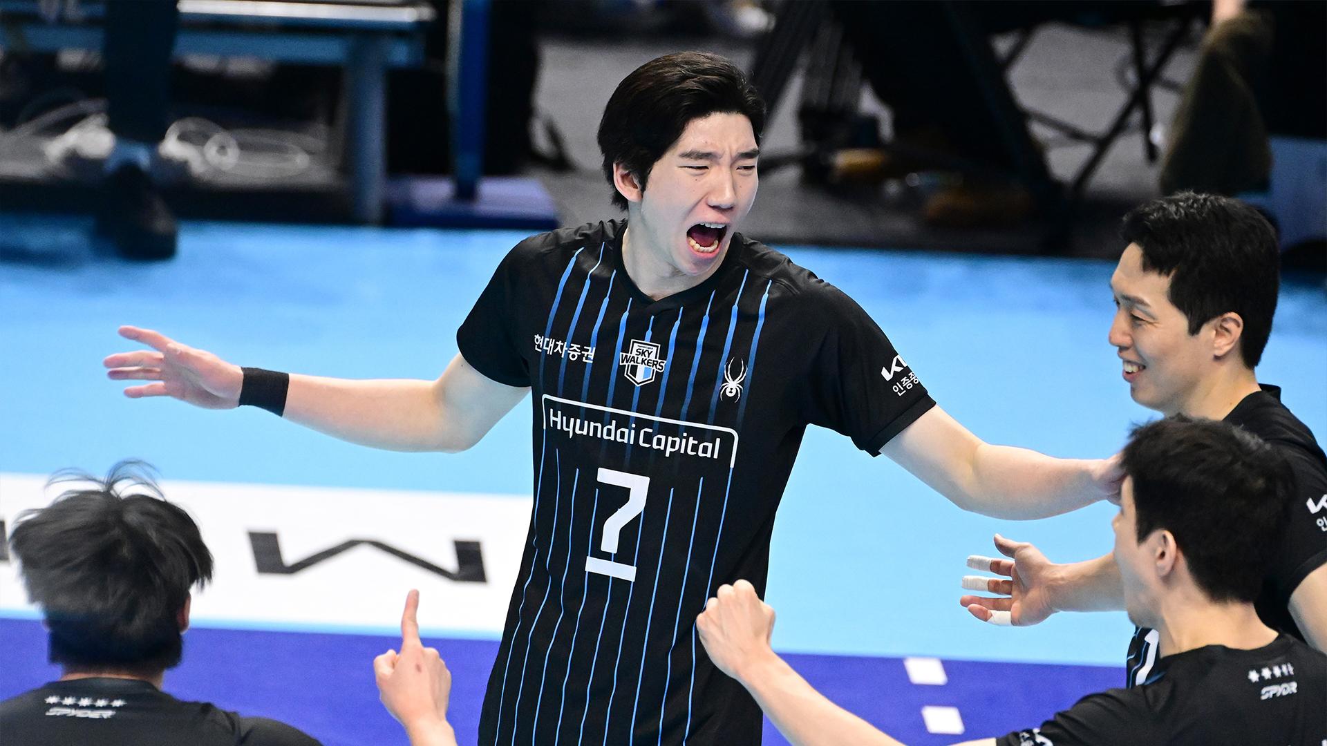 남자 프로배구 'FA 최대어' 허수봉, 현대캐피탈 잔류 - 뉴스 썸네일 이미지