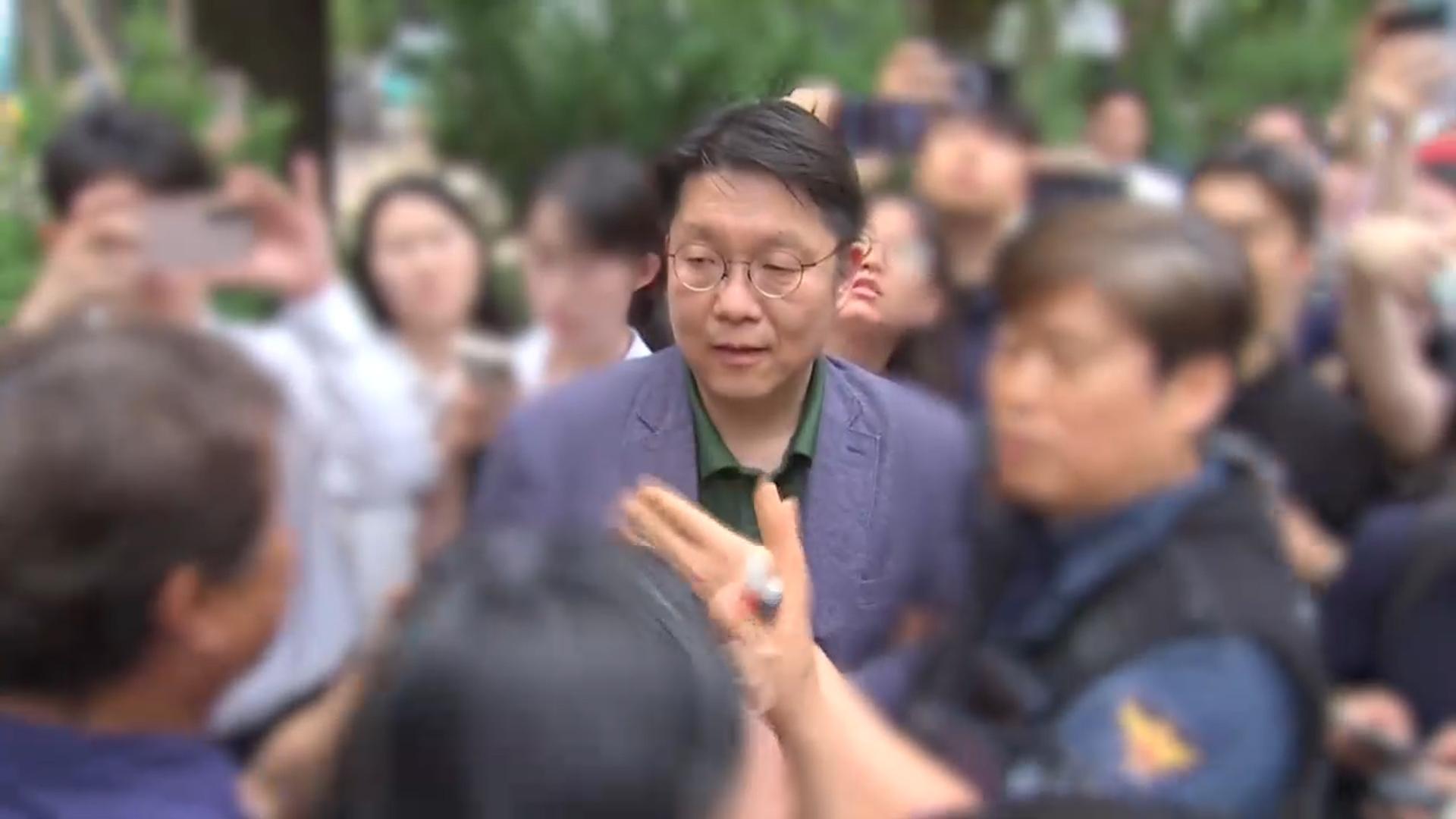 잠실7동 투표함 이송 아직…16시간째 대치 상황 지속