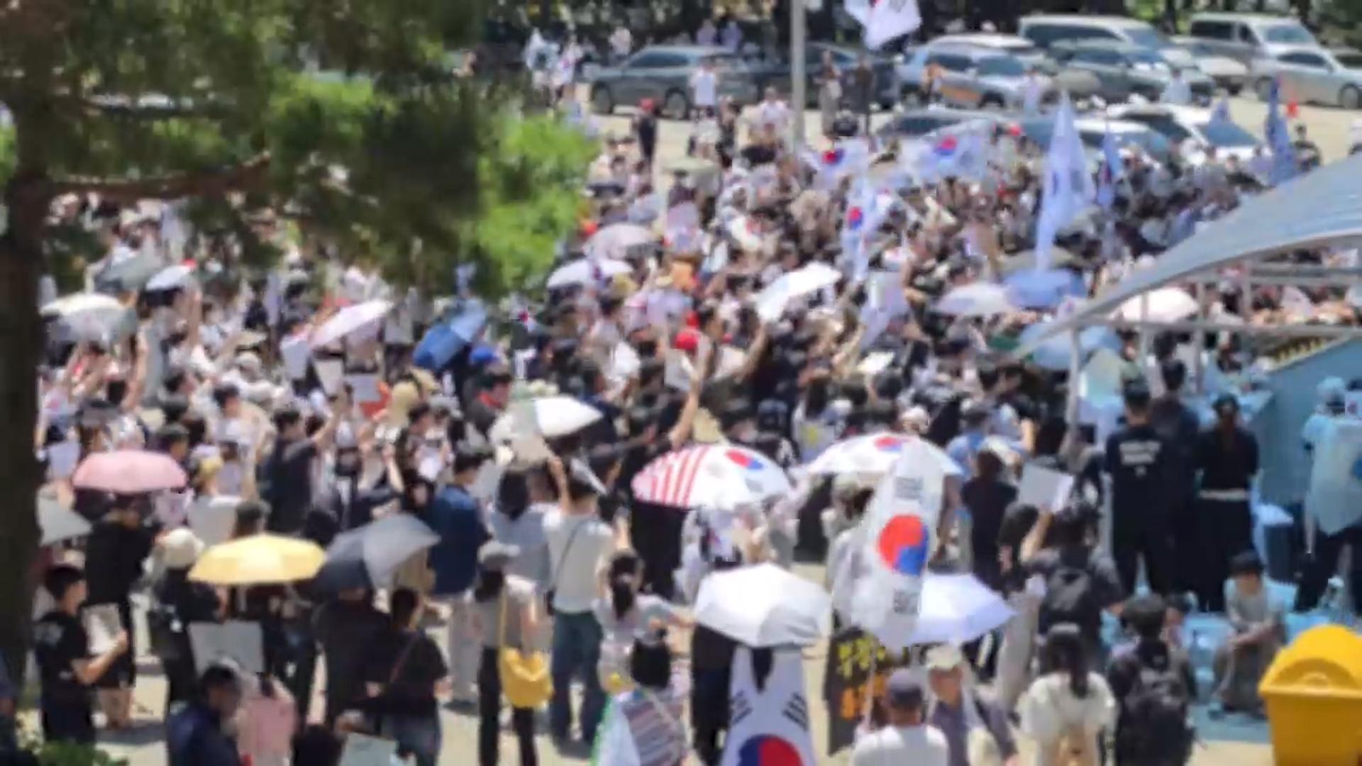 잠실개표소 봉쇄 시위 사흘째…'재선거' 요구