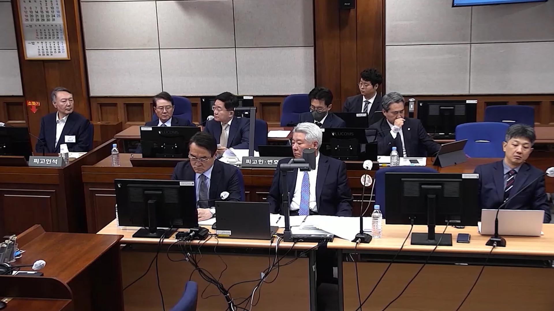 尹 '평양무인기' 1심 선고…특검, 징역 30년 구형