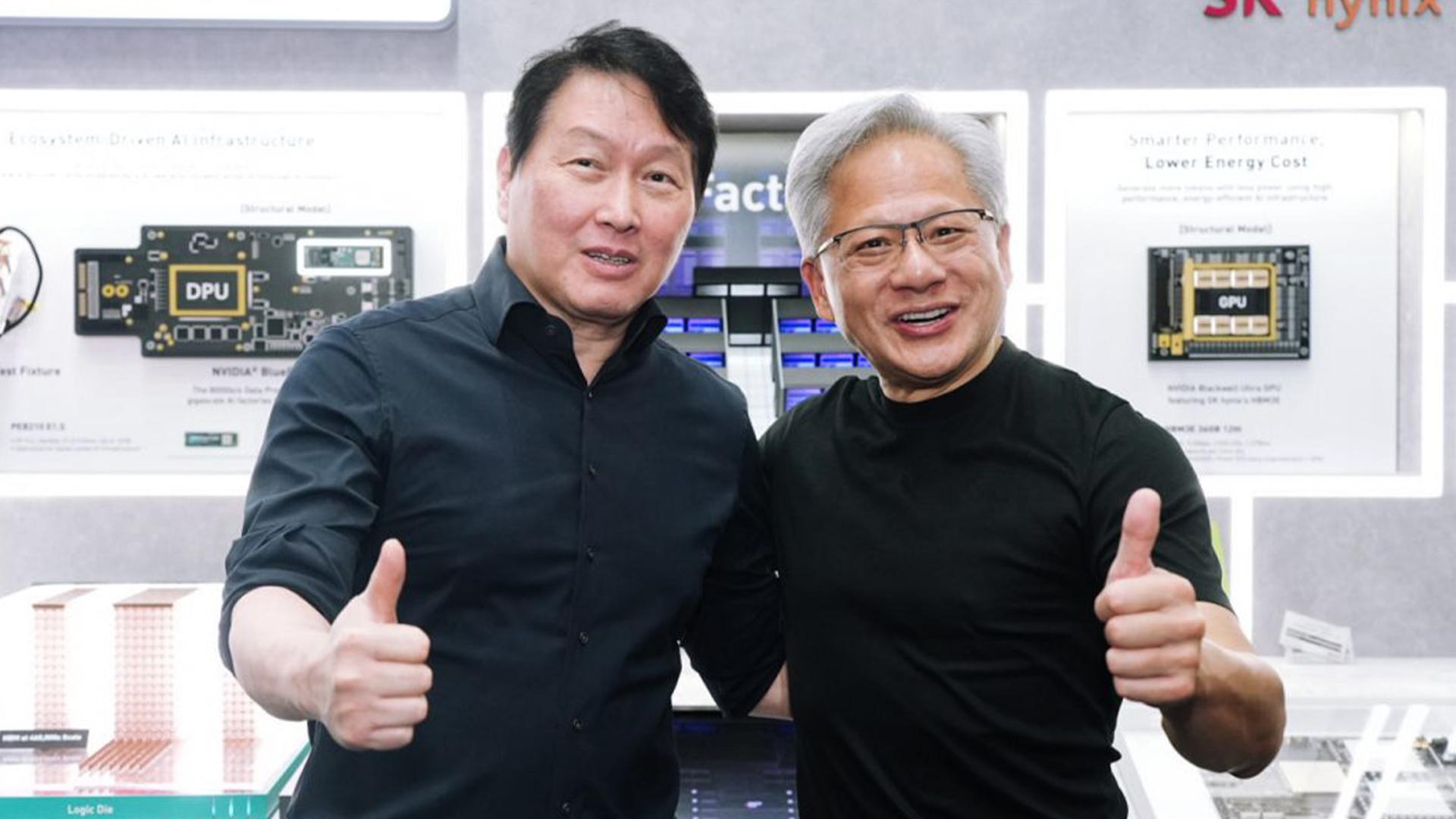 젠슨 황, 최태원과 '깐부 회동'…PC방 회동도